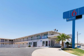  Motel 6-Barstow, CA - Route 66  Барстоу